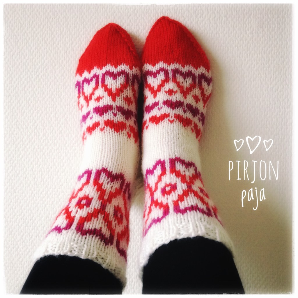 Hätäisen Neulojan toukokuun sukat